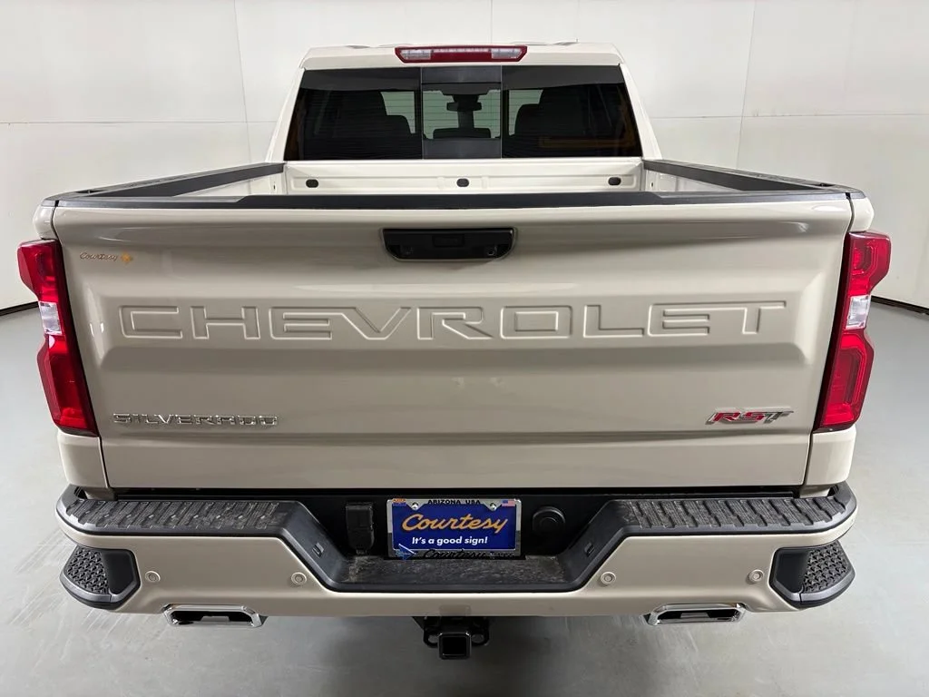 New 2026 White Sands Chevrolet RST image 8