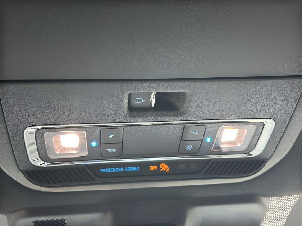 New 2025 Space White Metallic Ford Lariat® image 27