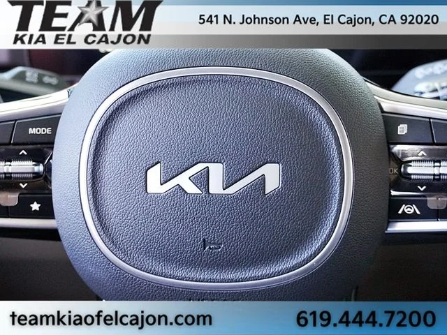 New 2026 White Kia EX image 40