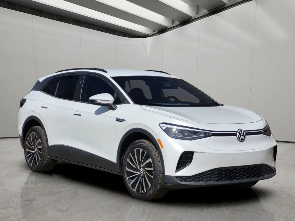 New 2025 Opal White Pearl Volkswagen Pro image 4