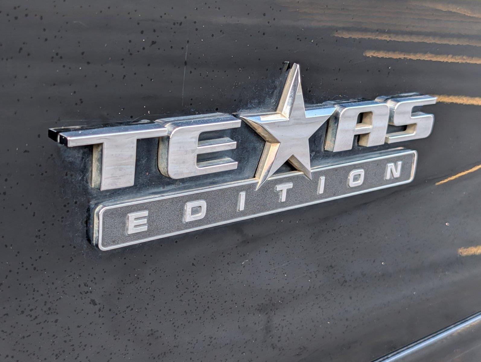 Used 2018 Black Chevrolet LT image 39