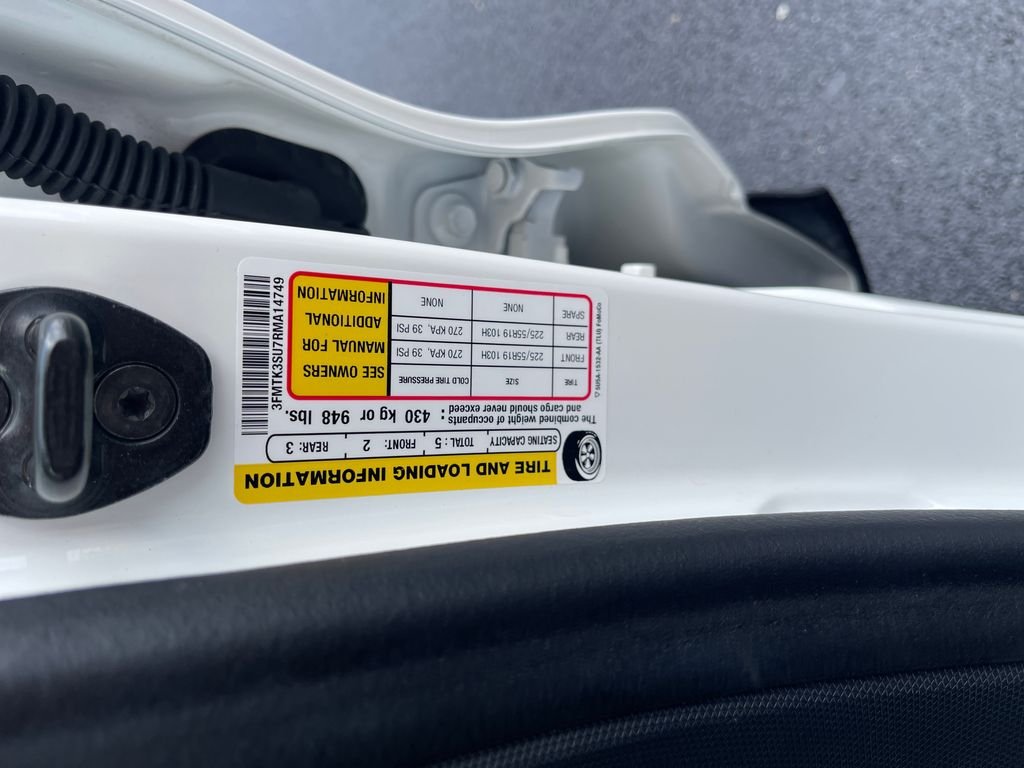 Used 2024 White Ford Premium image 25