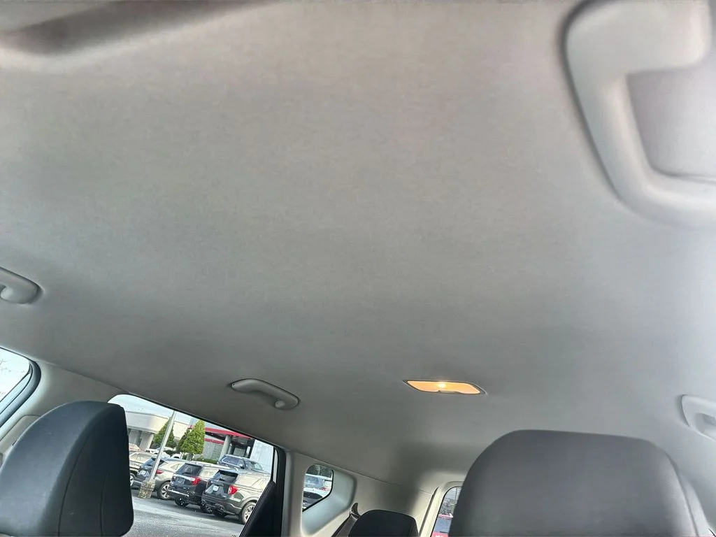 Used 2025 White Kia LX image 23