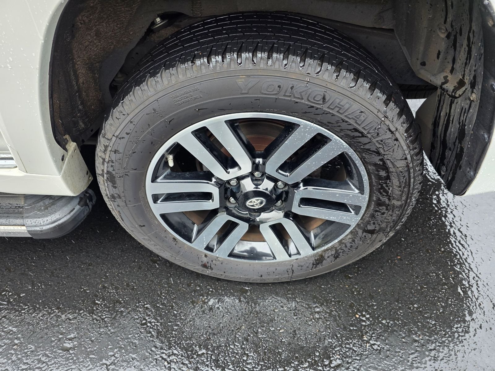 Used 2016 Blizzard Pearl Toyota Limited image 9