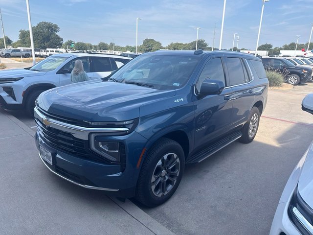 2025 Chevrolet Tahoe LS
