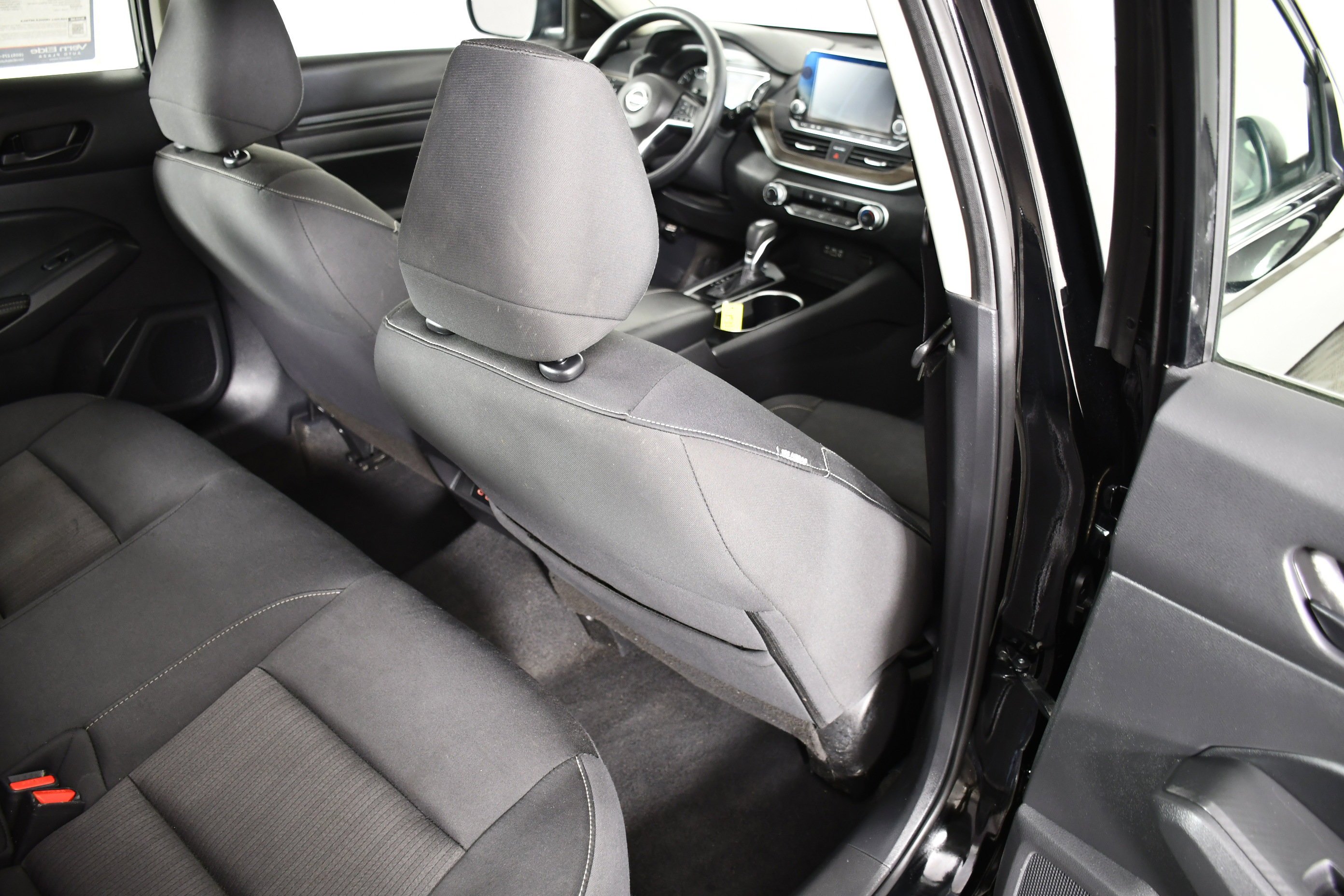 Used 2024 Super Black Nissan 2.5 SV image 43