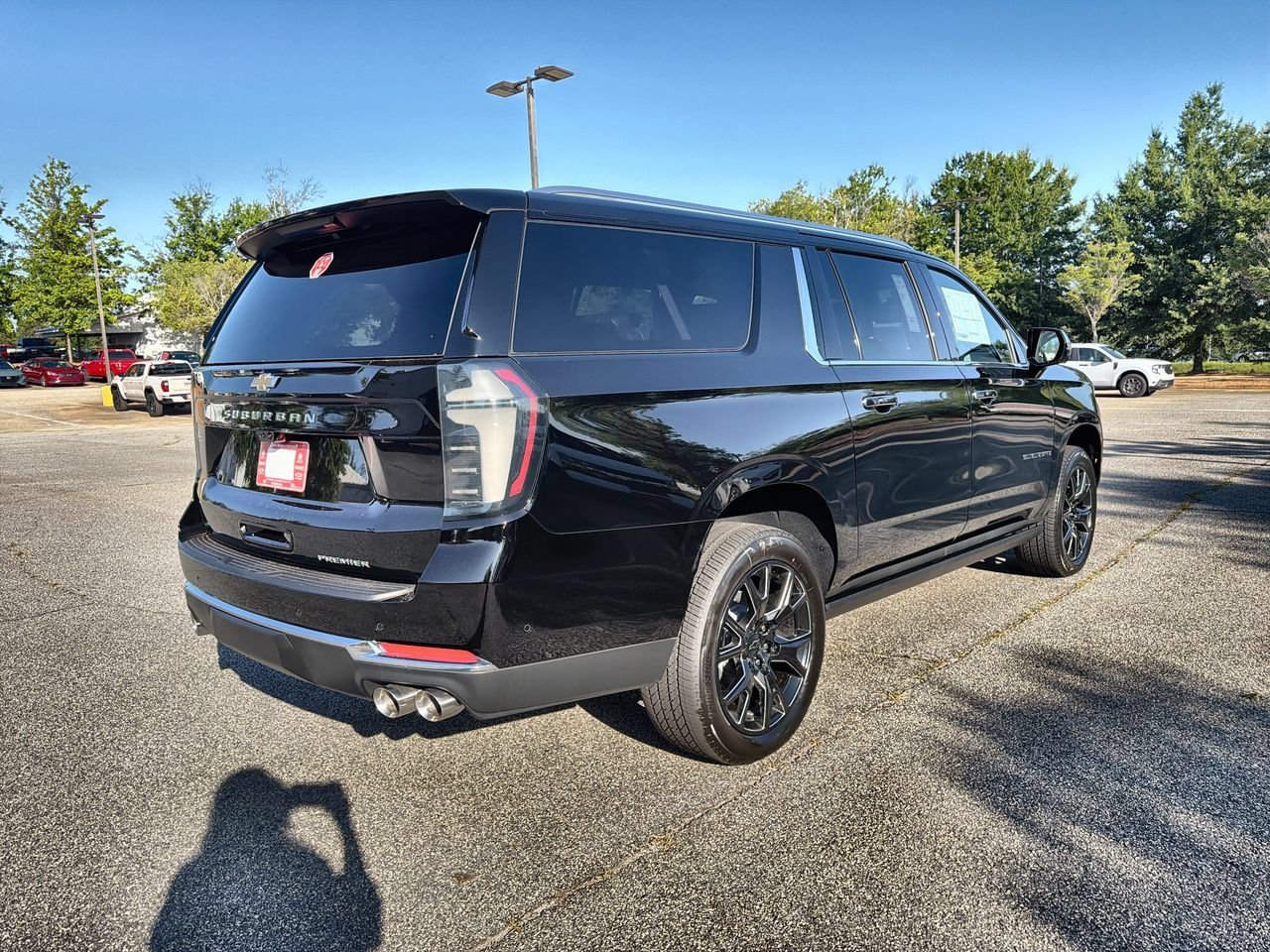2026 Chevrolet Suburban Premier - Photo 8