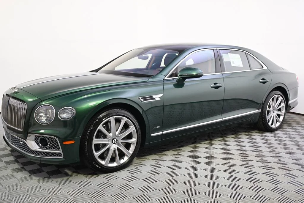 Used 2020 Bentley Flying Spur Base with VIN SCBBB6ZG0LC081142 for sale in Minneapolis, Minnesota