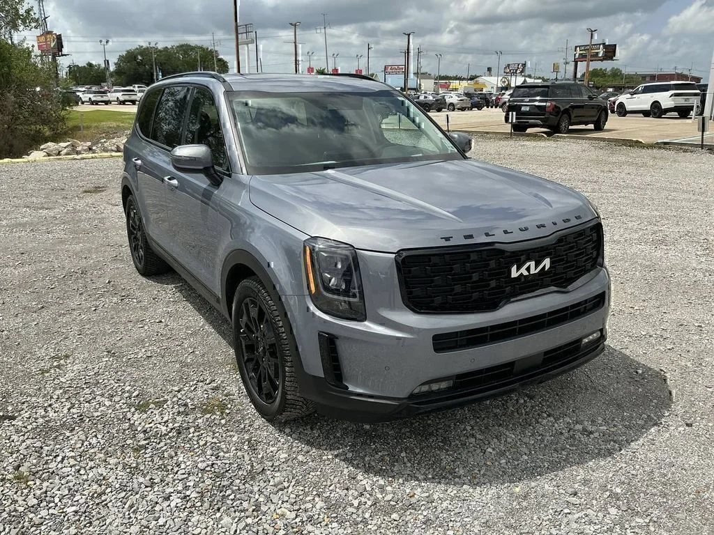 Used 2022 Everlasting Silver Kia SX image 10
