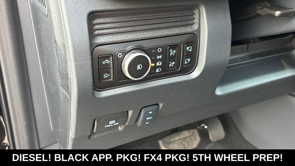 New 2026 Agate Black Metallic Ford Lariat image 11