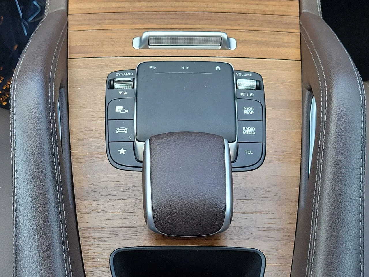 Certified Used 2023 Silver Mercedes-Benz GLE 450 image 22