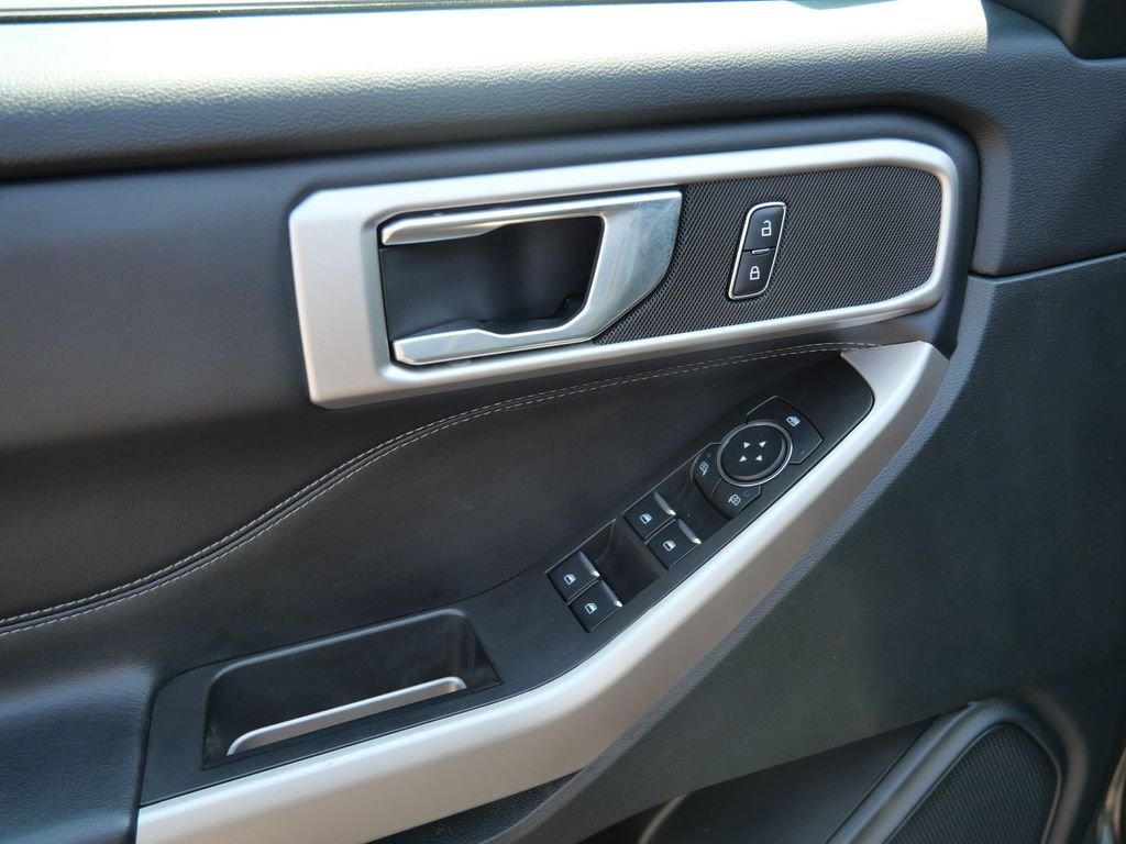 Certified Used 2024 Green Ford XLT image 19