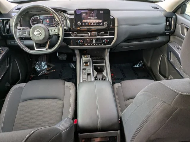 Photo 12