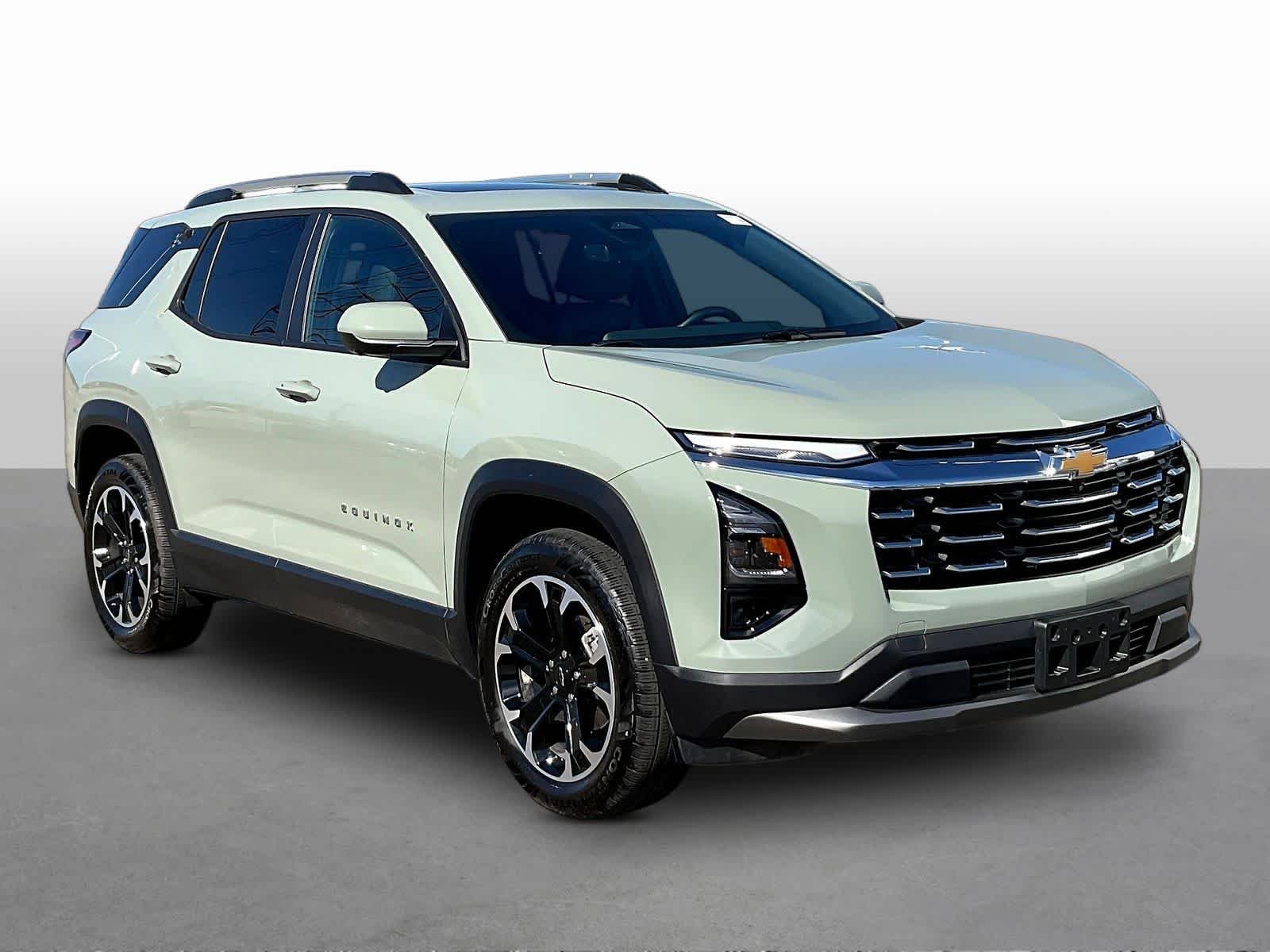 Used 2025 Cacti Green Chevrolet LT image 1