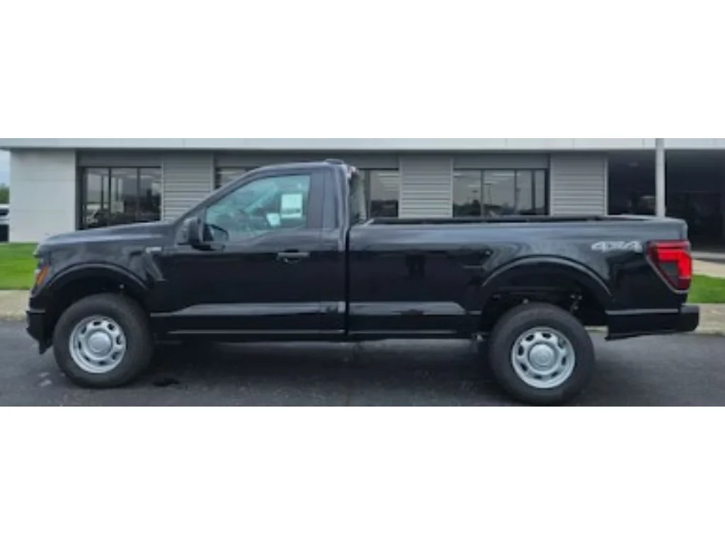 New 2026 Agate Black Metallic Ford XL image 9