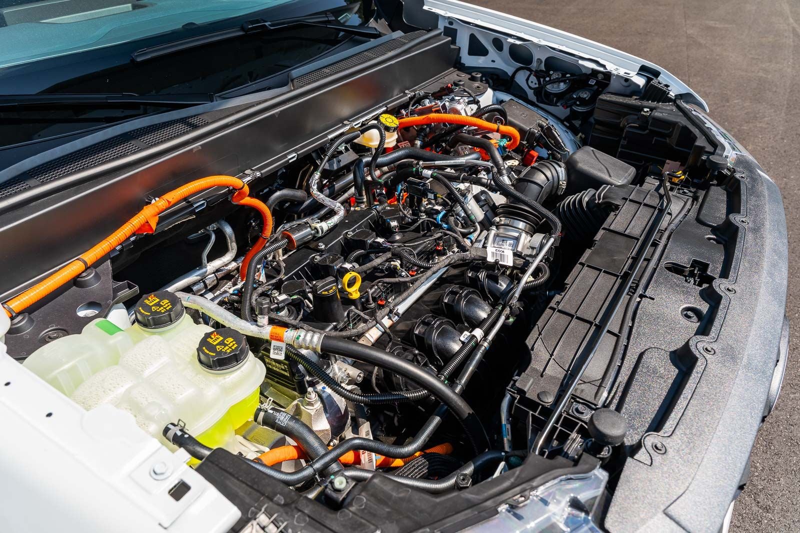 New 2026 Oxford White Ford XL image 13