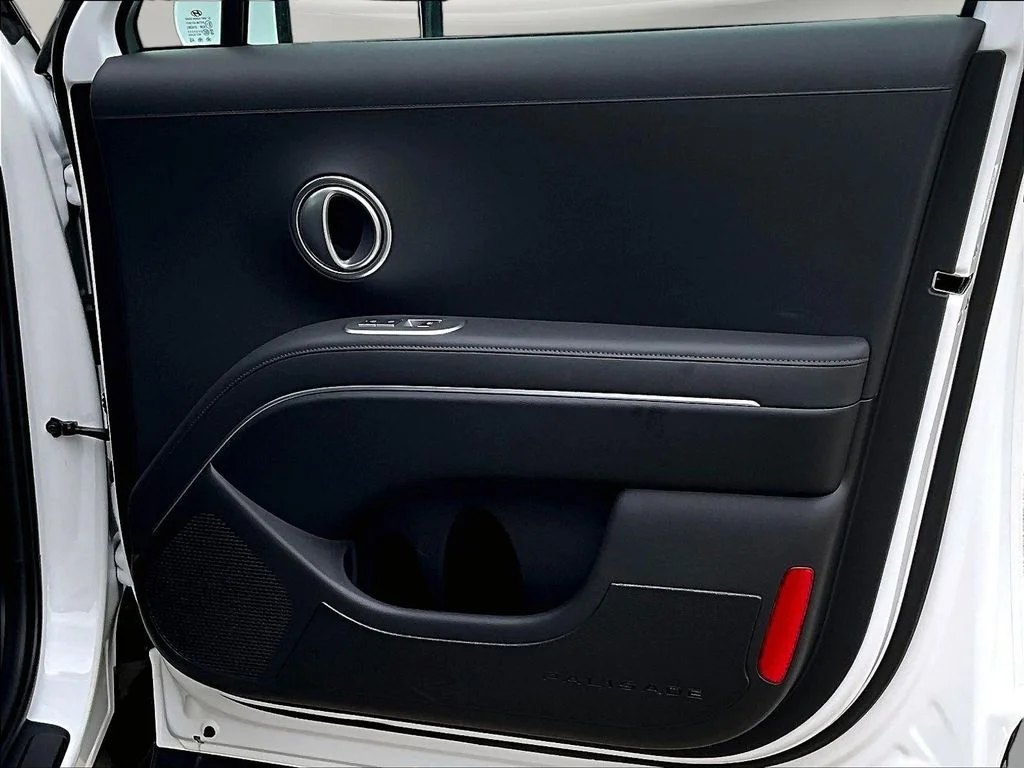 New 2026 White Hyundai Limited image 30