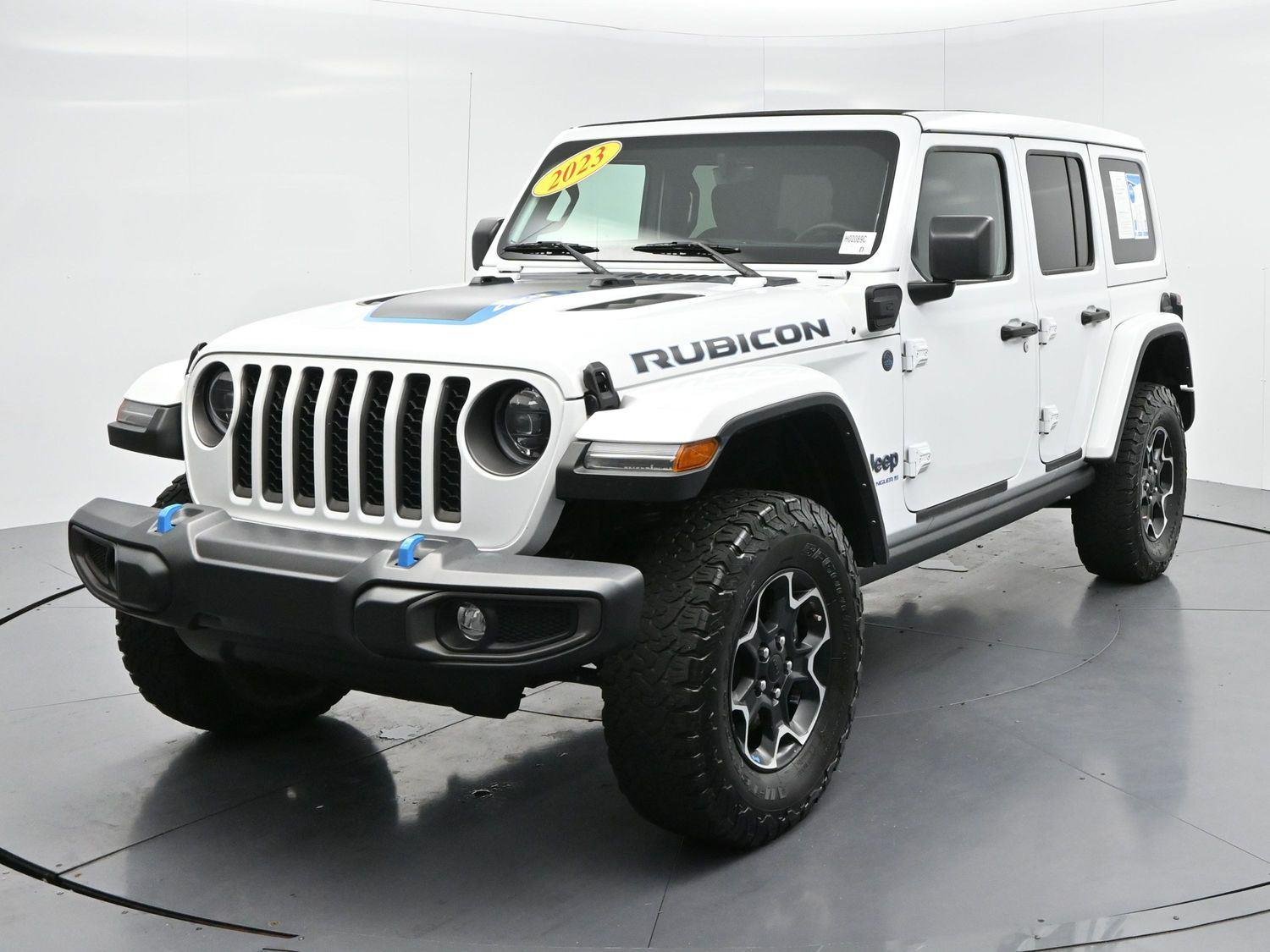 Used 2023 Bright White Clearcoat Jeep Rubicon image 3