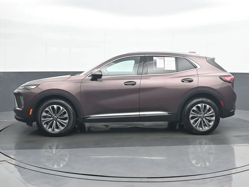 Used 2024 Purple Buick Preferred image 3