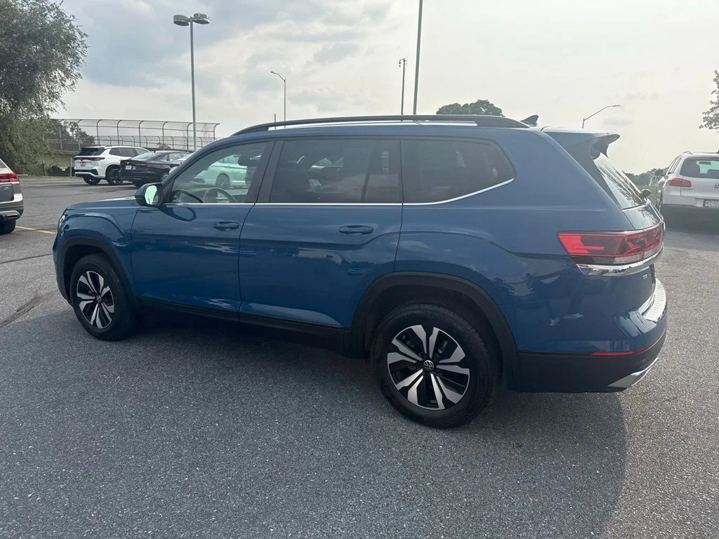 Certified Used 2026 Mountain Lake Blue Metallic Volkswagen SE image 13