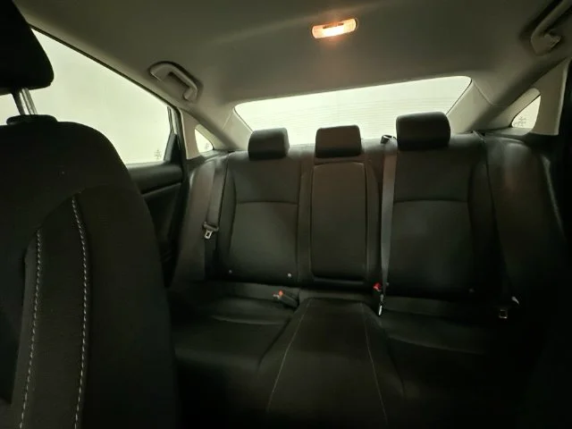Used 2019  Honda EX image 26