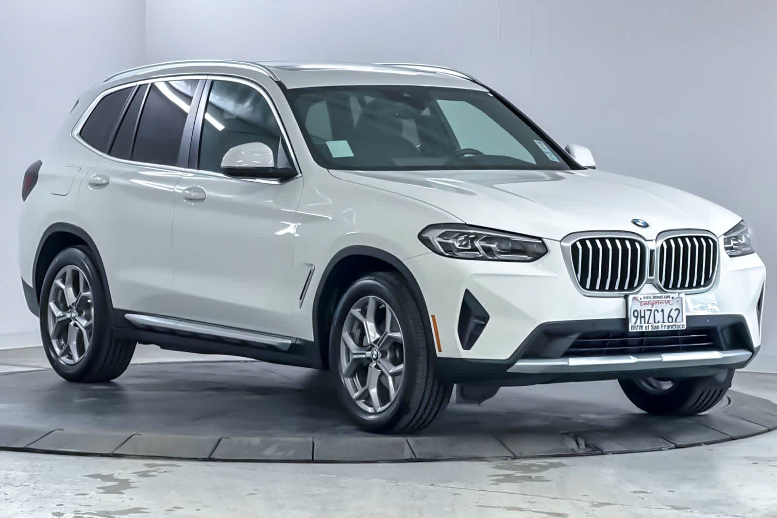 Certified Used 2024 Alpine White BMW xDrive30i image 9