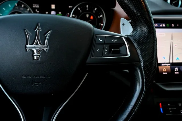 Used 2022 BLUE Maserati Modena Q4 ~~ image 38