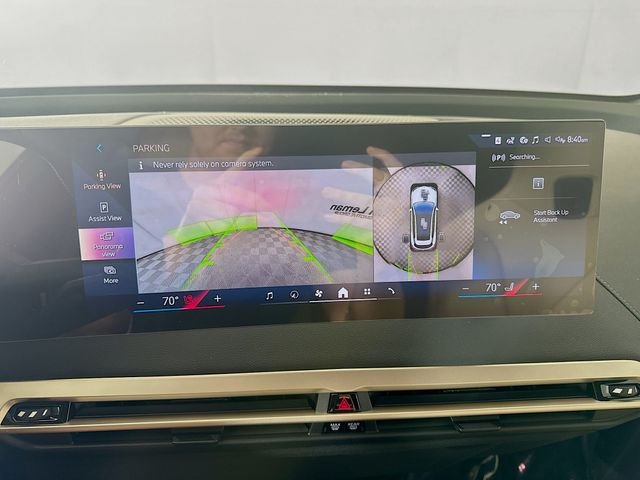 2026 BMW iX 45 - Photo 14