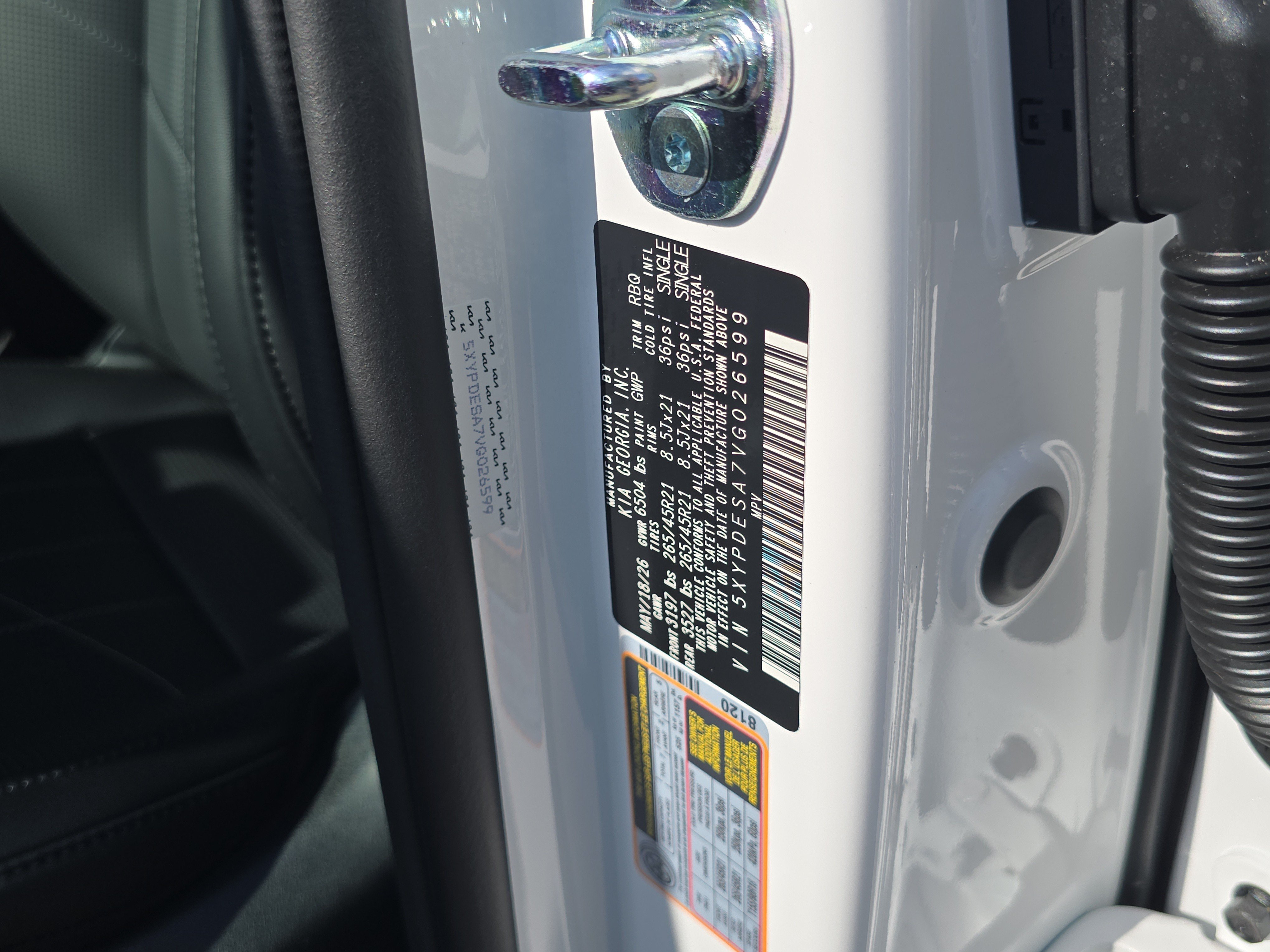 New 2027 Glacial White Pearl Kia X-LINE SX image 35