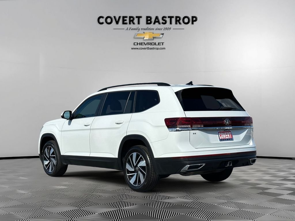 Used 2025  Volkswagen 2.0T SE w/Technology image 5