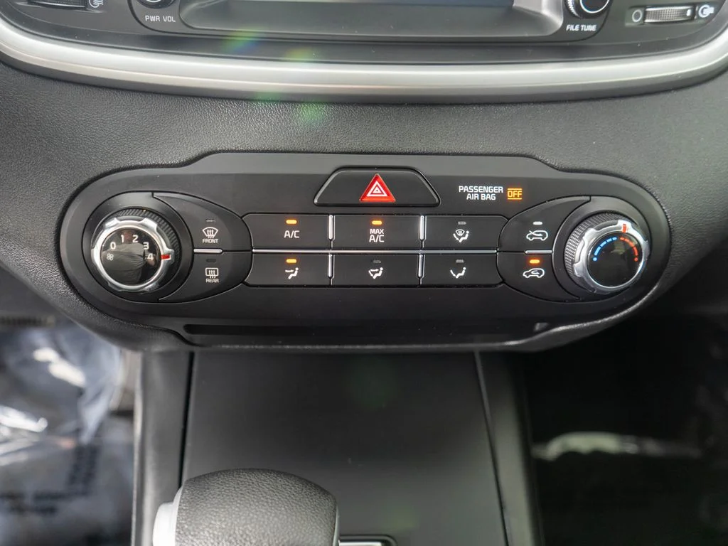 Used 2020 Gray Kia LX image 19