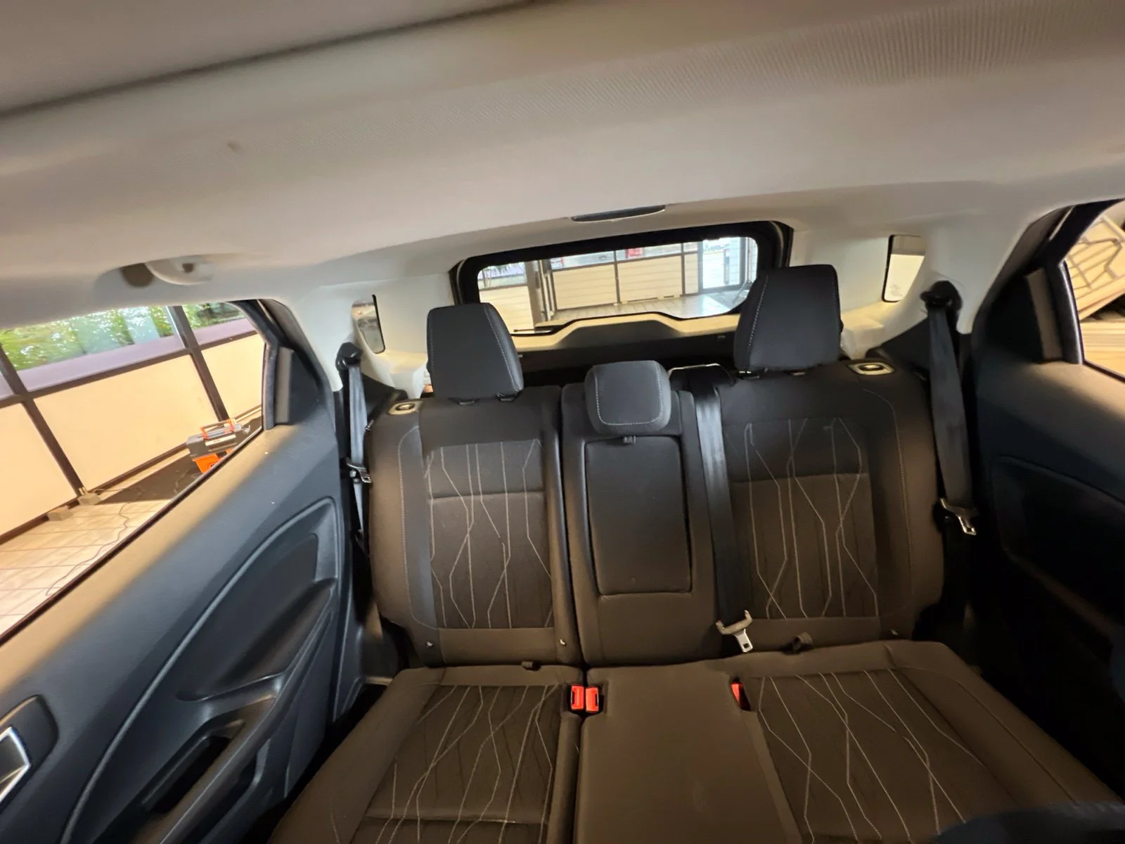 Certified Used 2019 Smoke Metallic Ford SE image 29