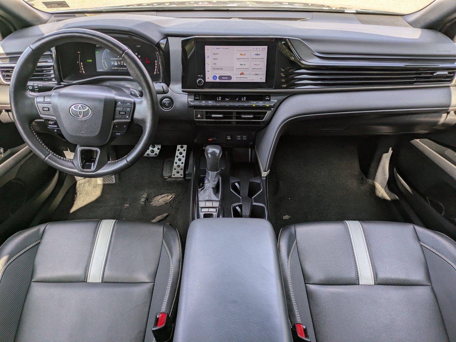 Used 2025  Toyota SE image 14