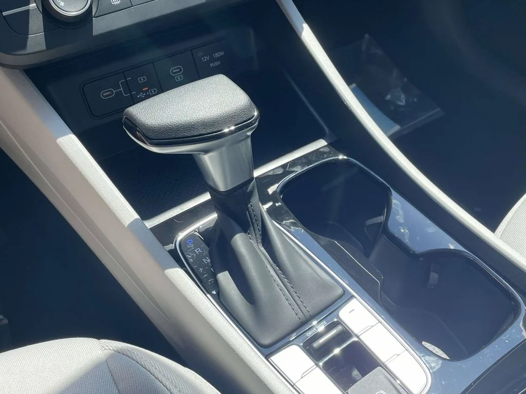 New 2026 Red Hyundai SE image 21