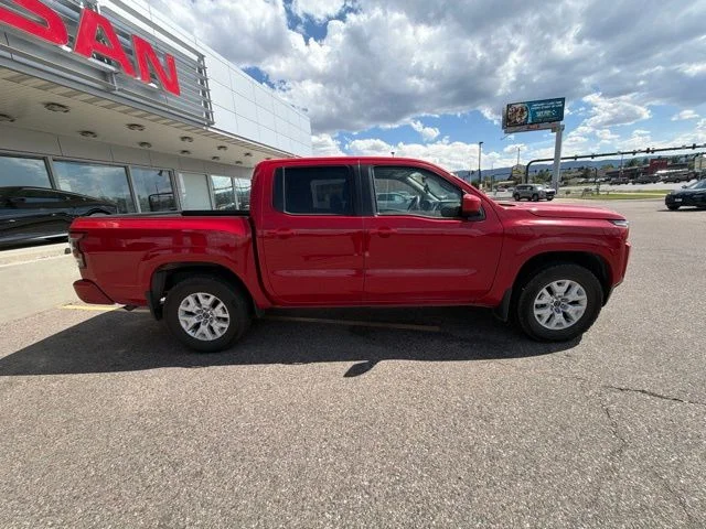Used 2022 Red Alert Nissan SV image 4
