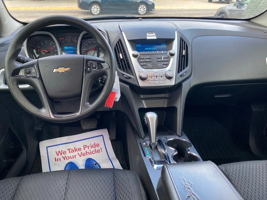 Used 2013 Silver Chevrolet LS image 9