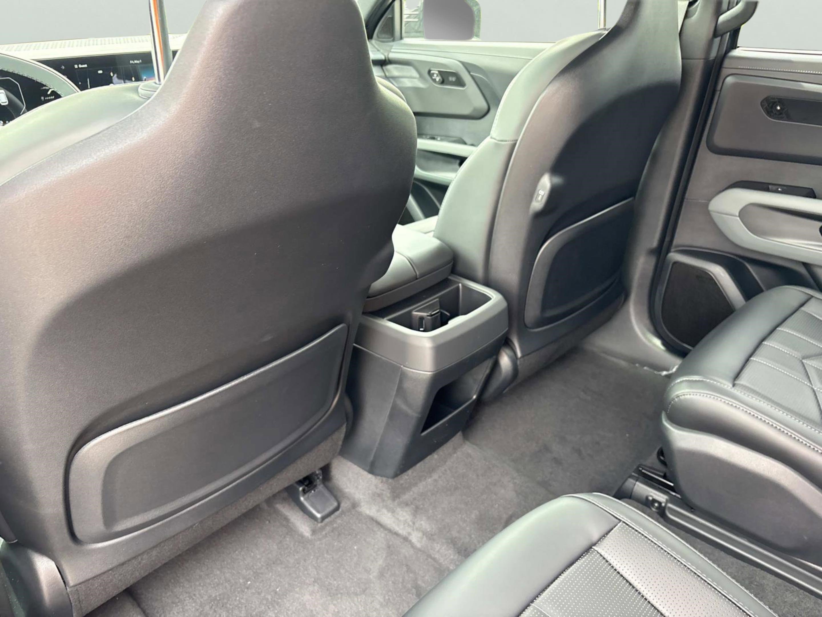New 2027 Black Jade Green Kia X-Line SX image 14