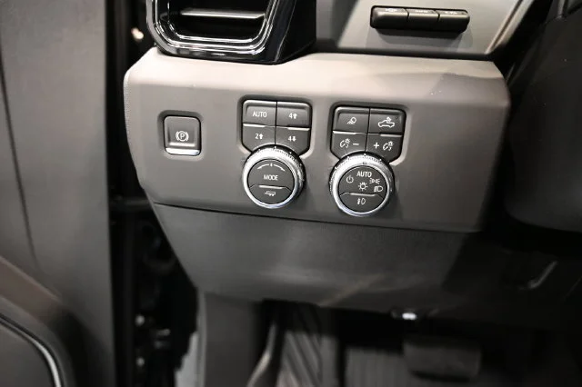 2026 GMC Sierra 2500HD AT4 - Photo 30