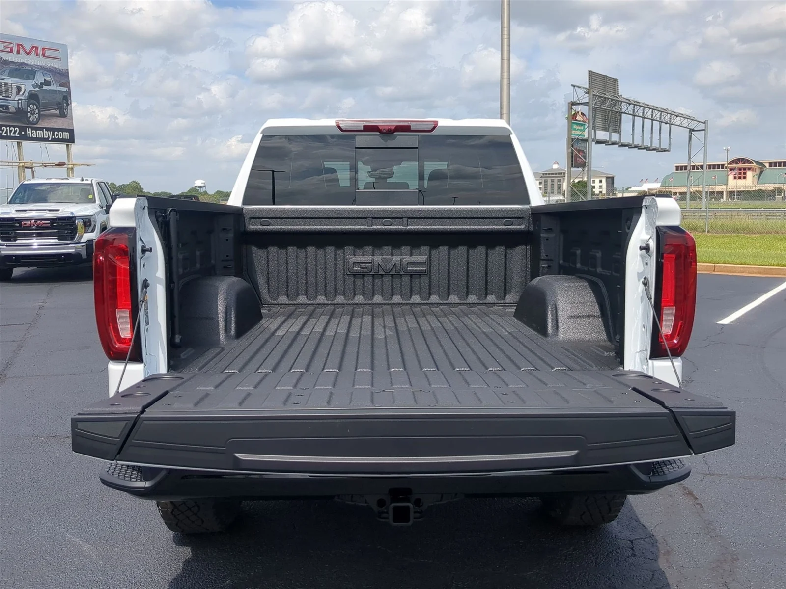 New 2026 Summit White GMC AT4X image 51