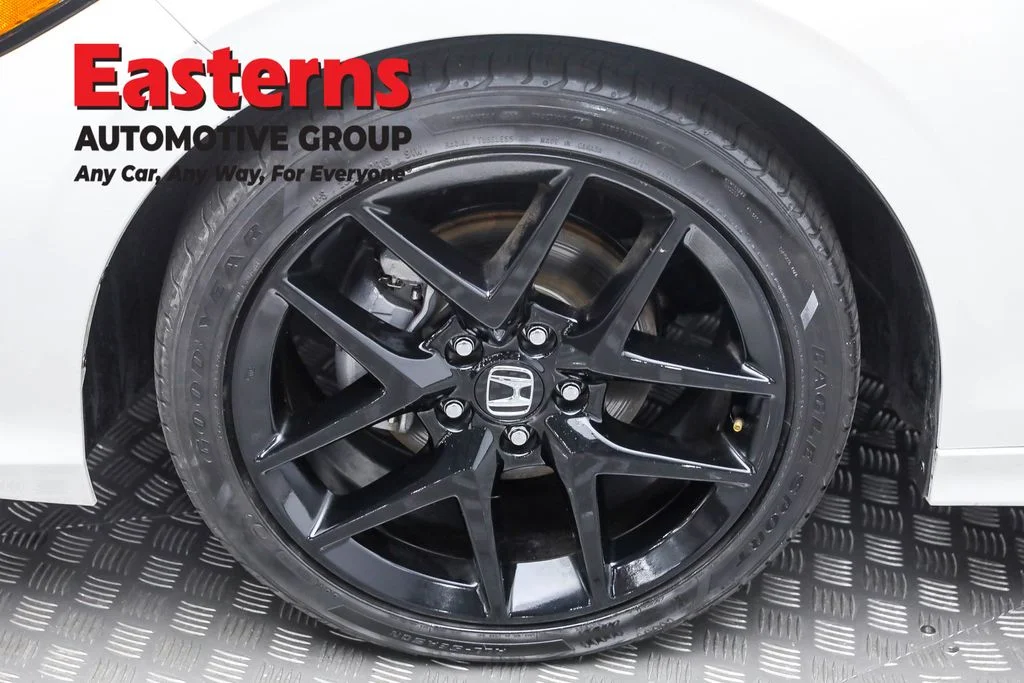 Used 2025 White Honda Sport image 28