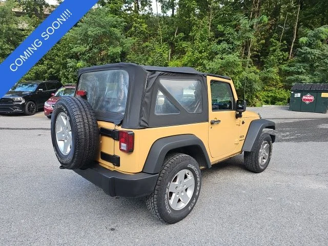 Used 2013 Beige Jeep Sport image 3