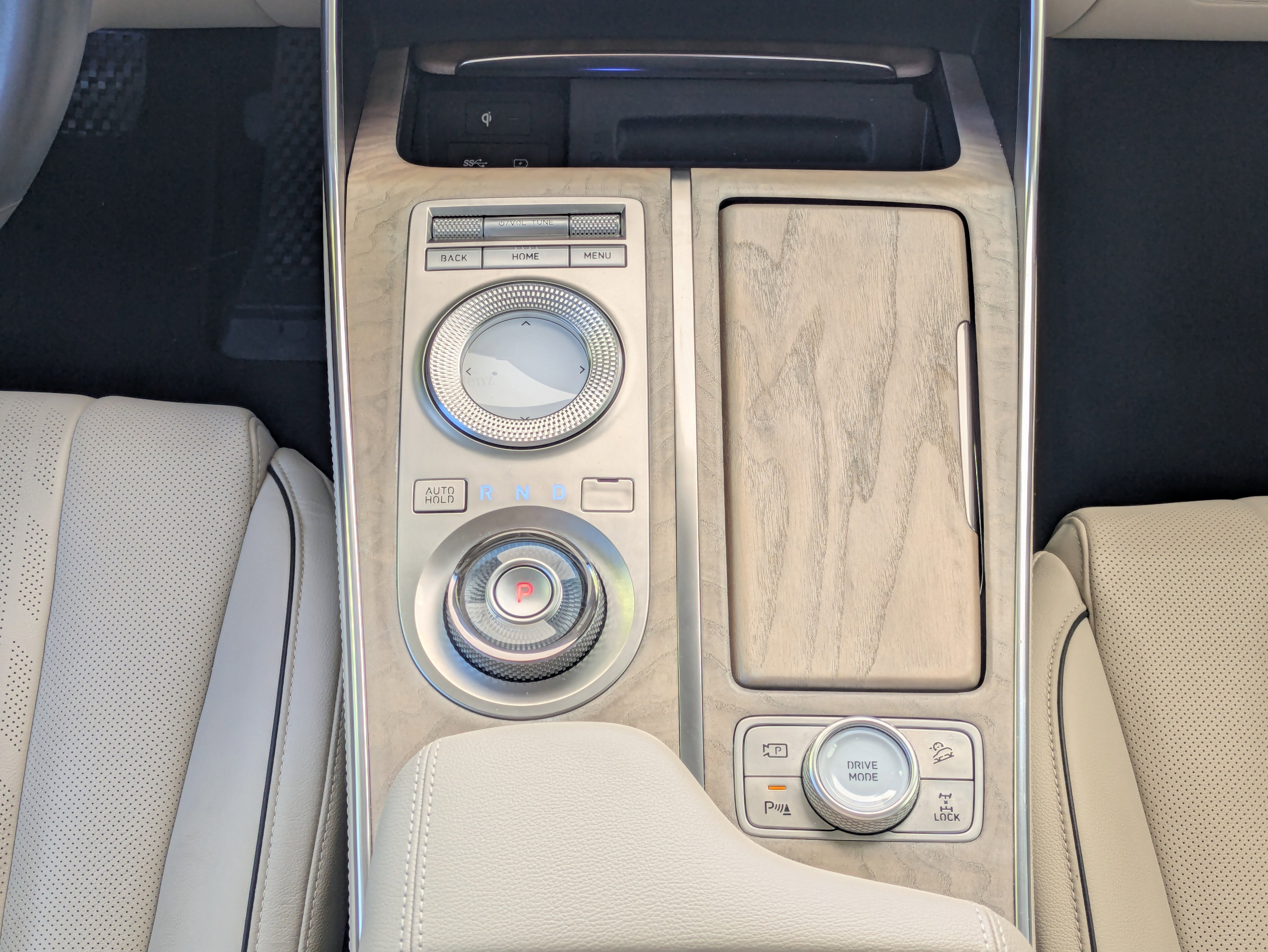 Used 2021 Gold Coast Silver Genesis 2.5T image 18