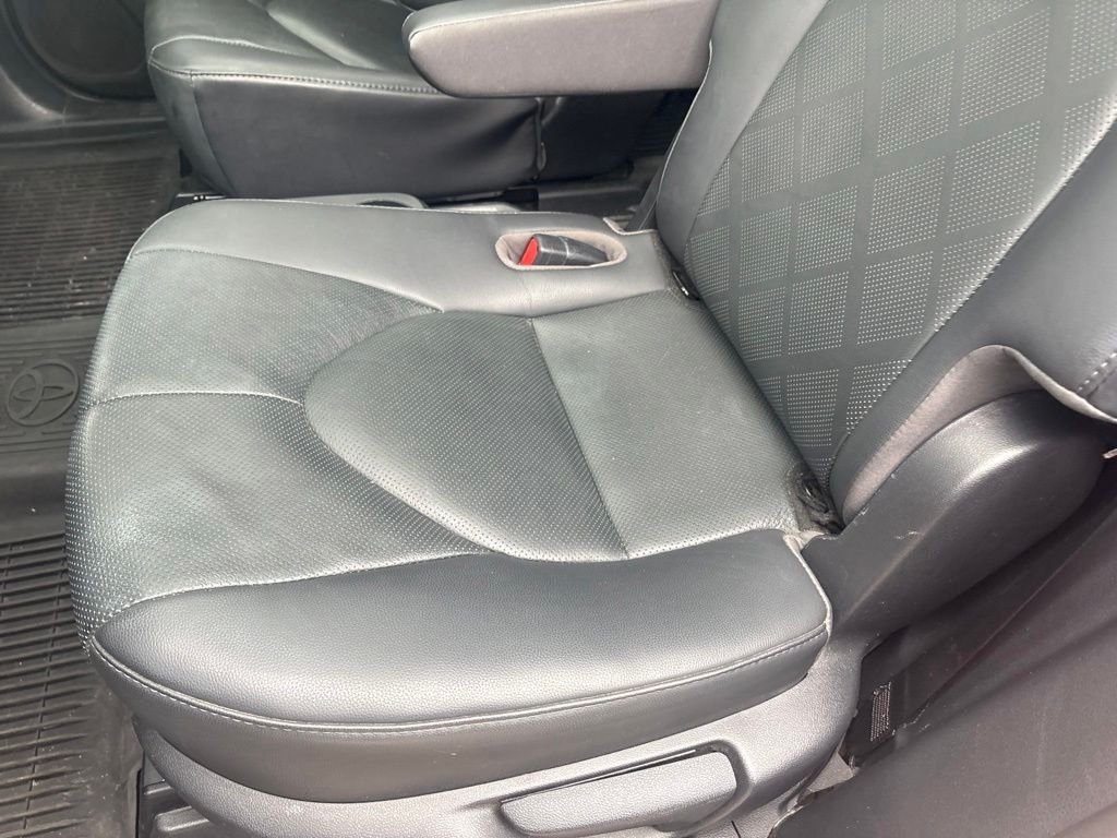 Used 2020 Pearl Toyota Platinum image 42