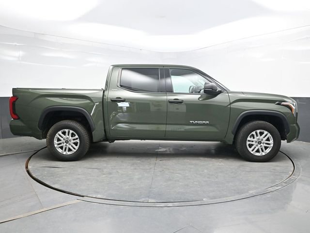 Used 2022 Green Toyota SR5 image 8