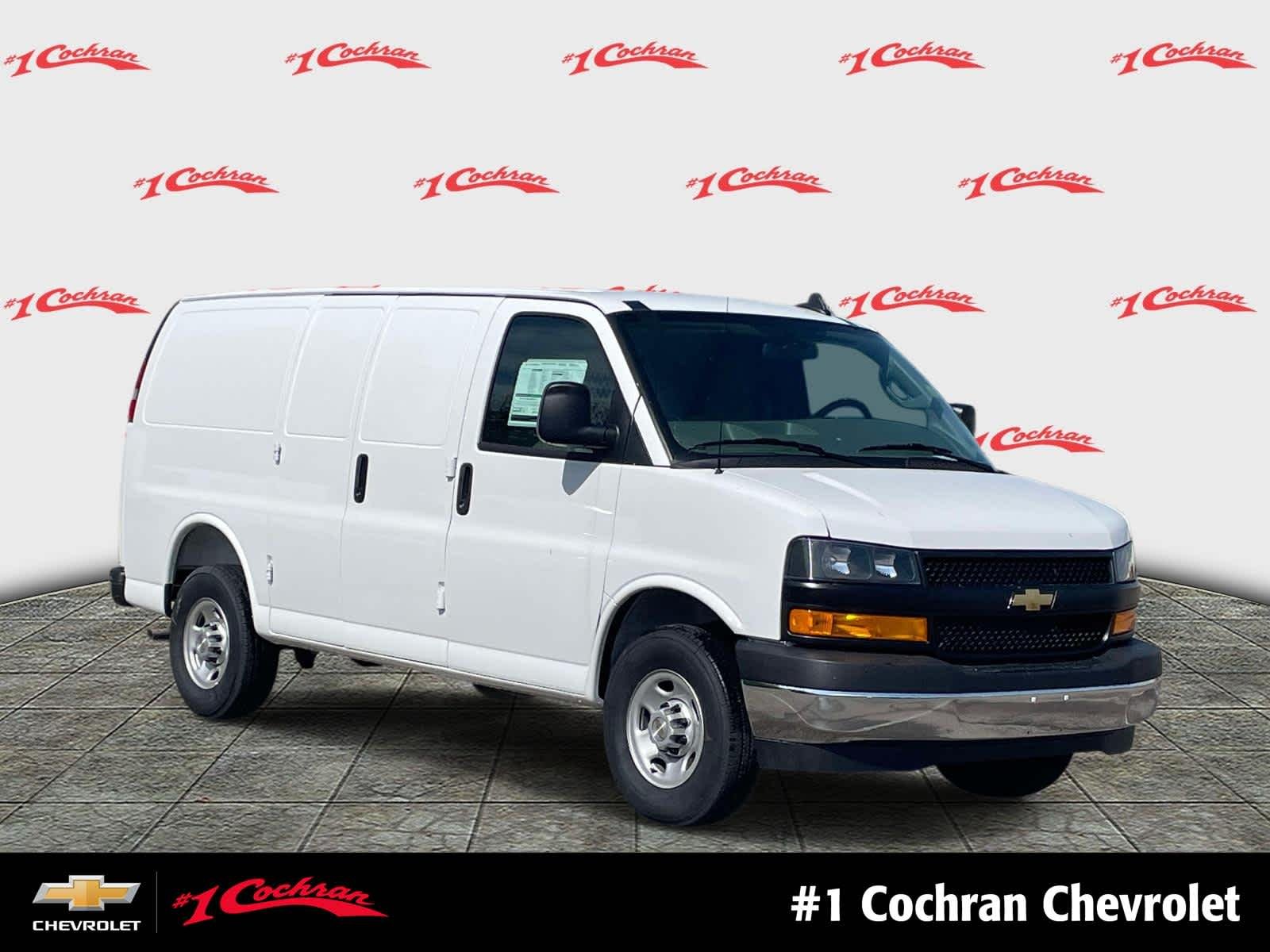 2026 Chevrolet Express 2500 Work Van HD's photo