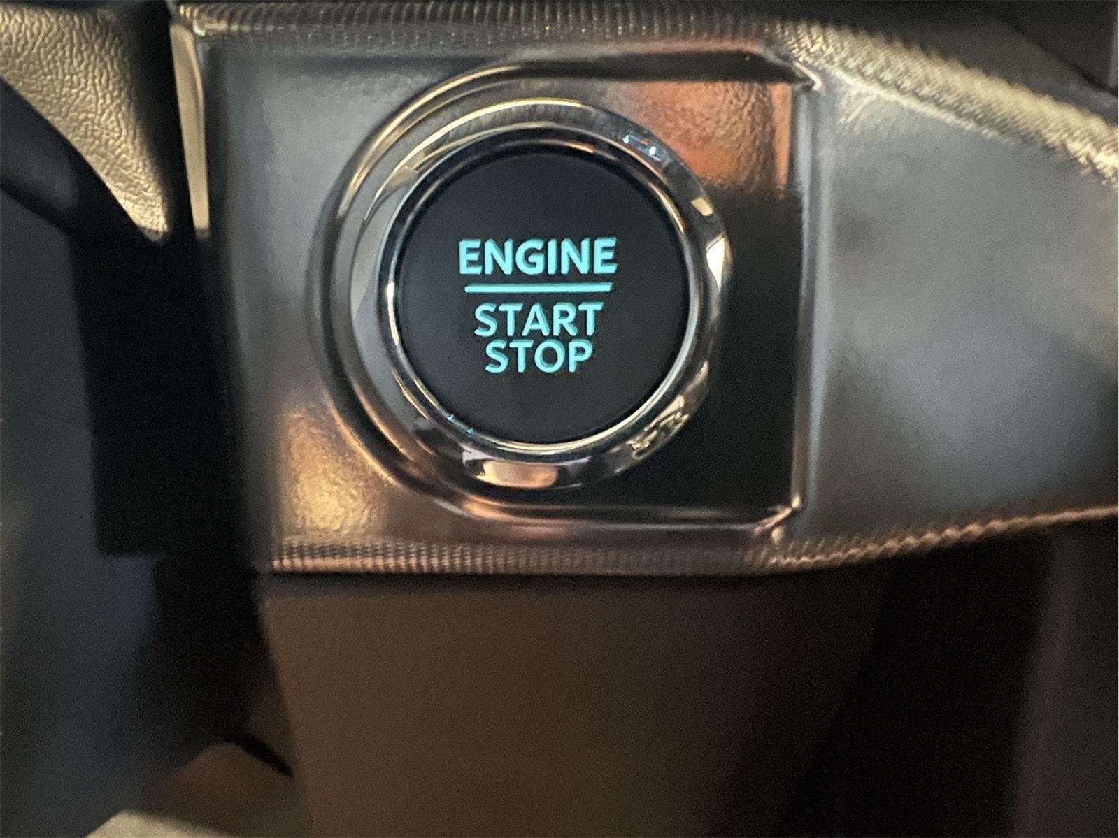 Used 2026 Avalanche Ford LARIAT image 31
