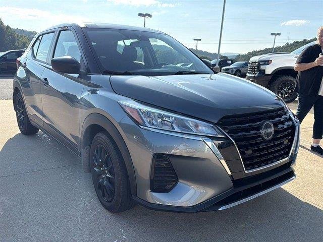 Used 2025 Gun Metallic Nissan S image 2