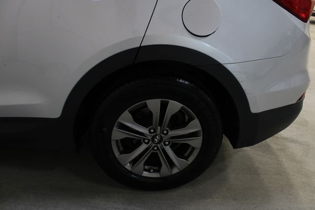 Used 2015 Sparkling Silver Hyundai Base image 27