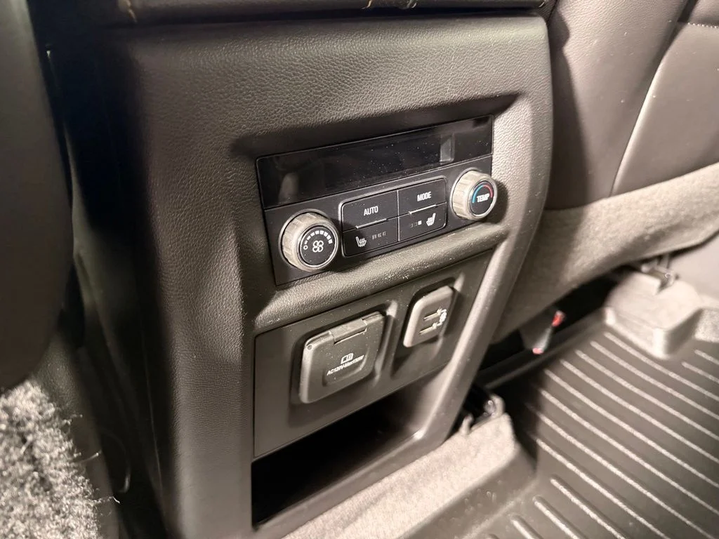 Used 2020 White Chevrolet Premier image 18