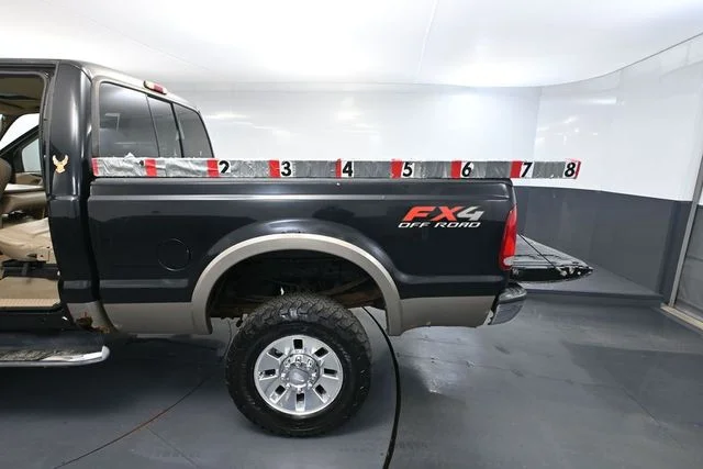2005 Ford F-350 Super Duty Lariat - Photo 34